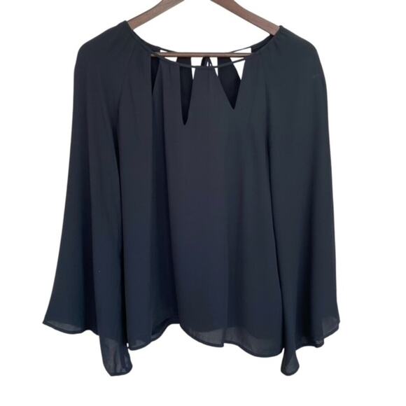41Hawthorn Black Chiffon Wide sleeve Ties at Neck - Large - Picture 1 of 5